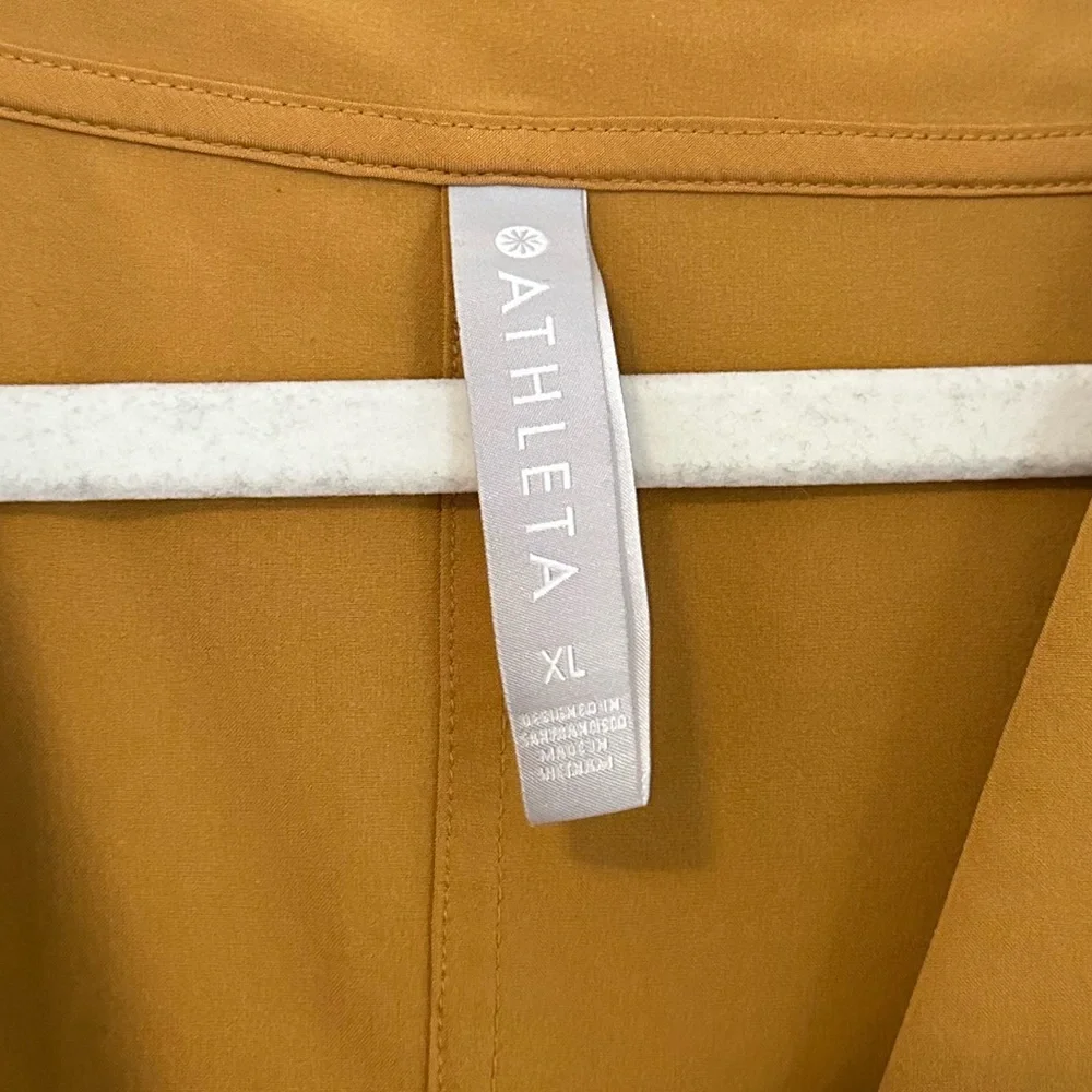 Athleta Marlow Gold Yellow Romper Size Extra Large - Picture 10 of 12